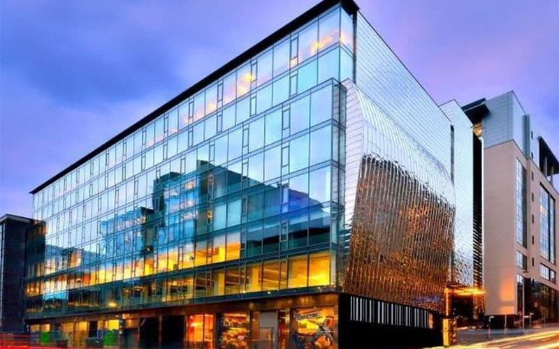 Singaporean investor refinances commercial building in Glasgow