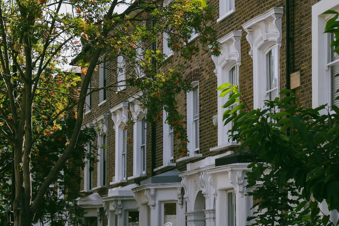 UK bridging loans for foreign nationals: qualifying without UK income or credit history