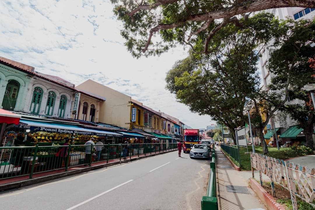 Rolled-up vs serviced interest: what each structure costs a bridging borrower