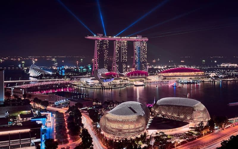 Bridging Finance vs Business Loan: How Corporates Choose When the Deal Has a Hard Close