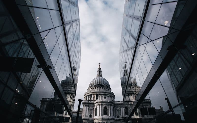 Fast Bridging Loans in Prime Central London: Matching Cash Buyer Speed When the Vendor Won't Wait