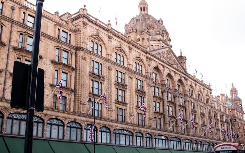 Caught in a prime central London chain: how a bridging loan works when your vendor won't wait