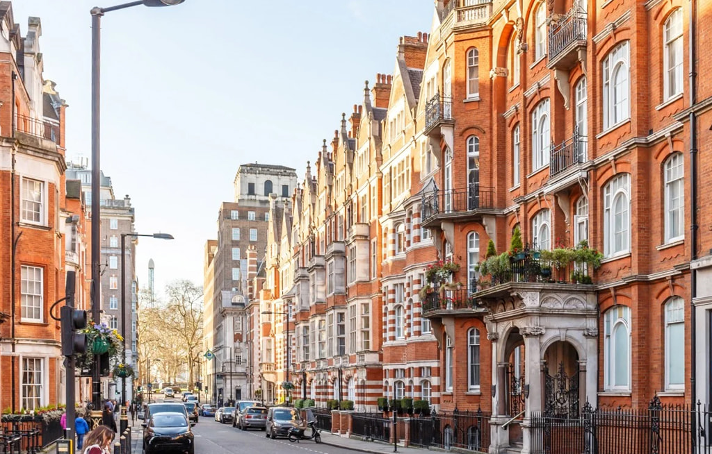 Bridging loan for foreigner to purchase Mayfair property